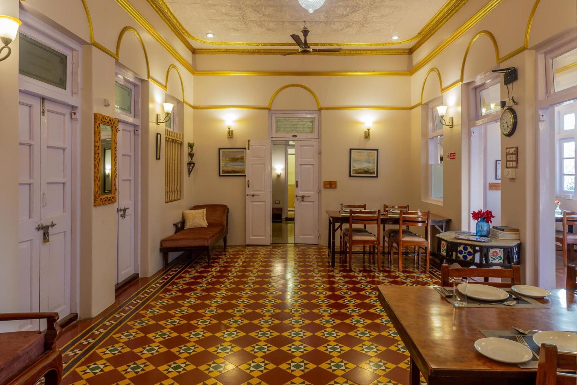 Il Palazzo Villas Panchgani Eksteriør billede